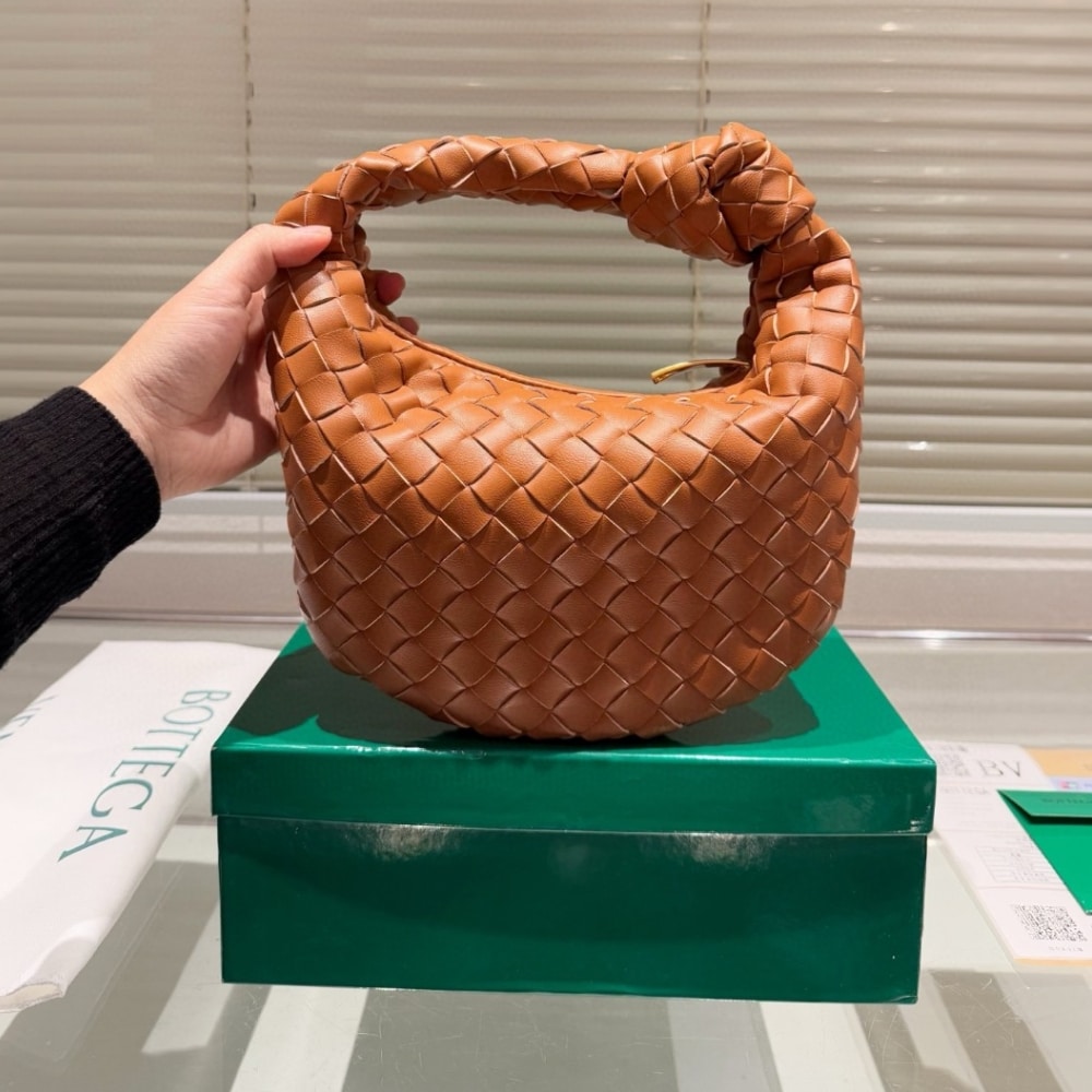 Bottega Veneta Mini Jodie Bag In Caramel 26Cm