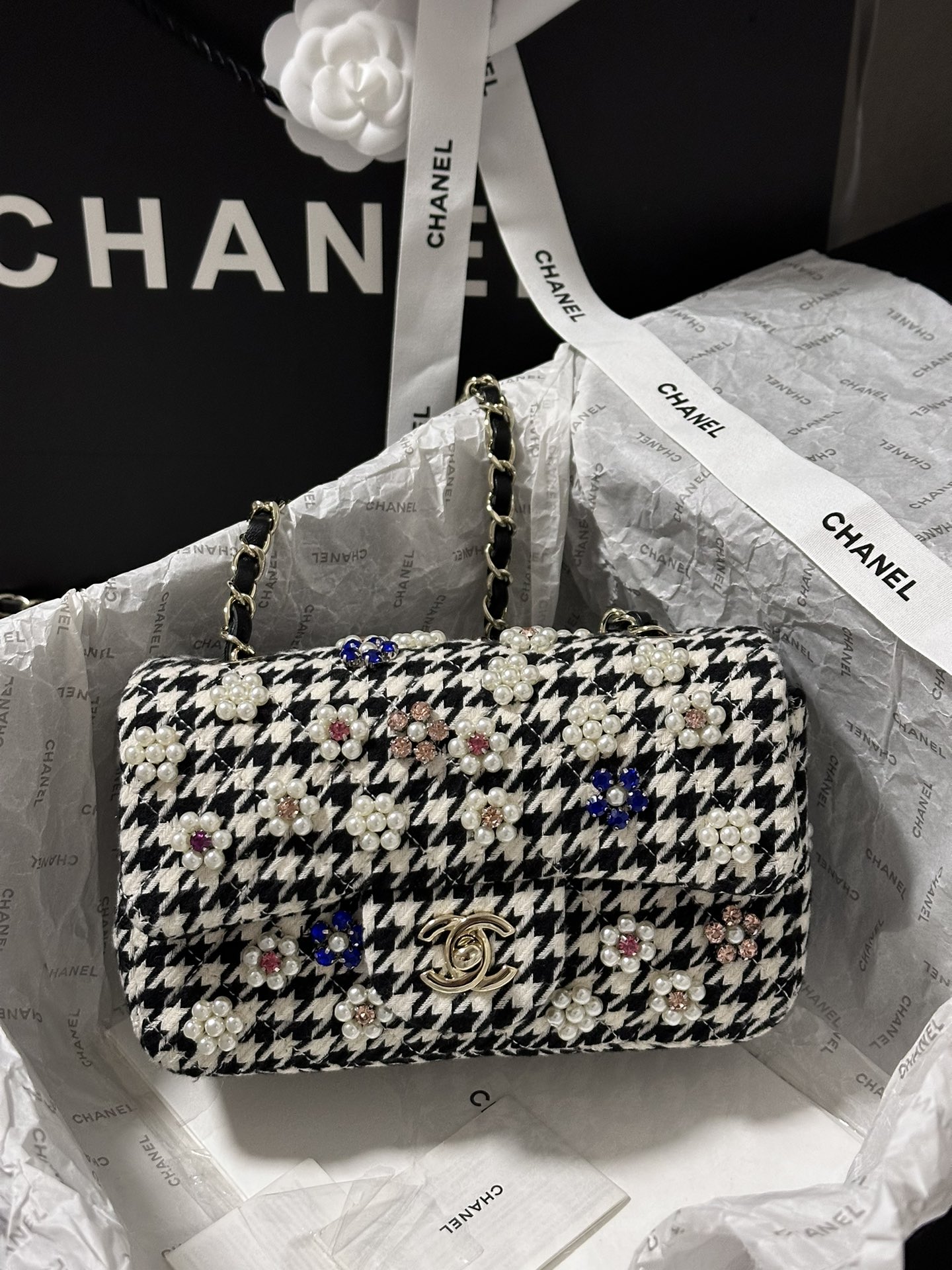 Chanel 24A Advanced Handicraft Workshop Embroidered Pearls