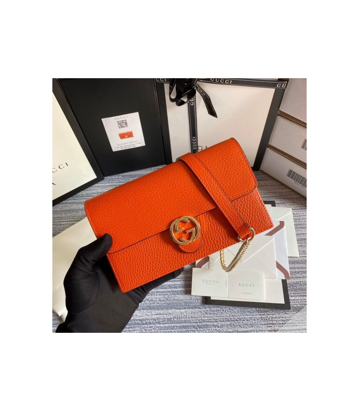 Gucci GG Interlocking Wallet On Chain Orange