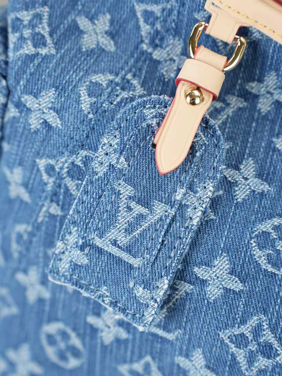 Louis Vuitton Carryall Cargo PM Bag Blue Denim 33.5cm M28287