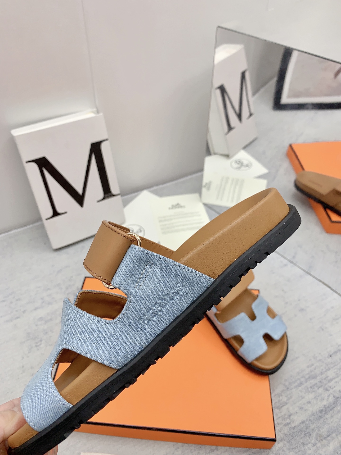 HERMES SANDAL CHYPRE BROWN