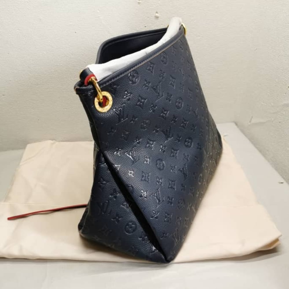 Louis Vuitton Artsy MM Monogram Navy Blue 47Cm