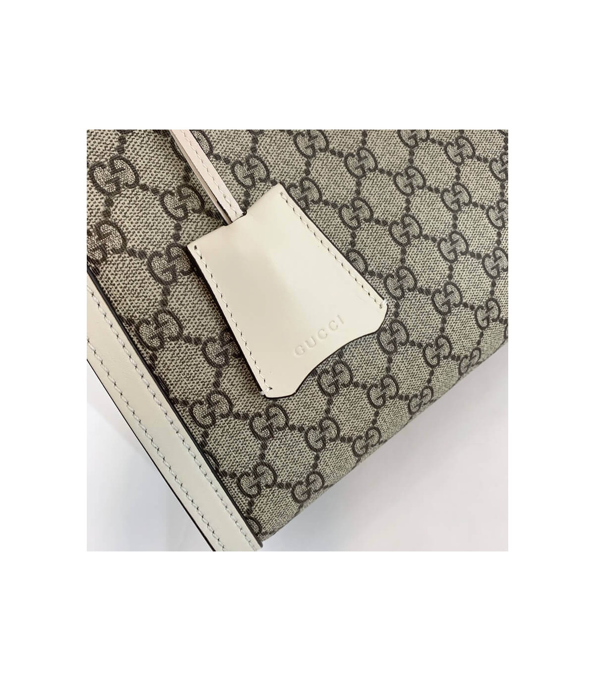 Gucci Padlock Medium GG Shoulder Bag White