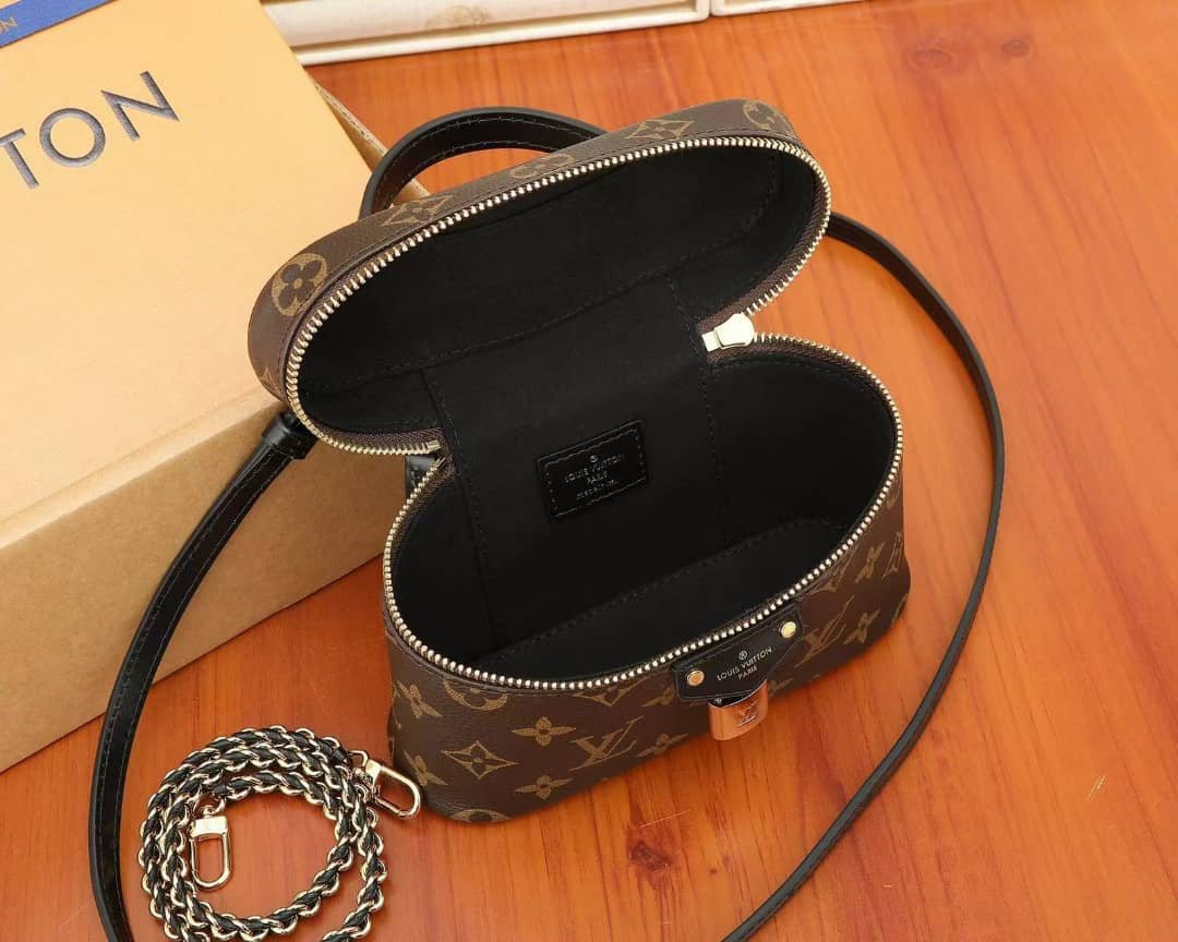 Louis Vuitton Vanity Chain Pouch Monogram Reverse Brown 19Cm M47125