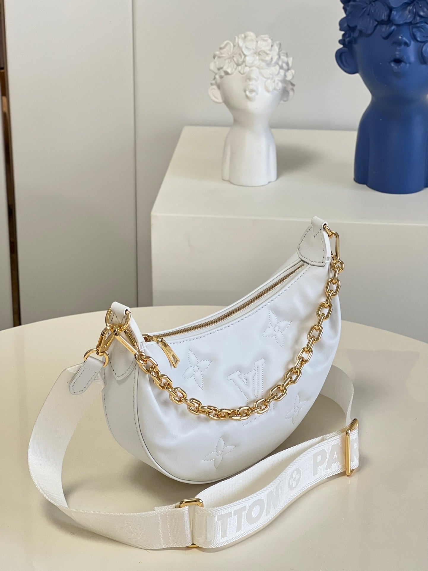 Louis Vuitton Over The Moon 27Cm White