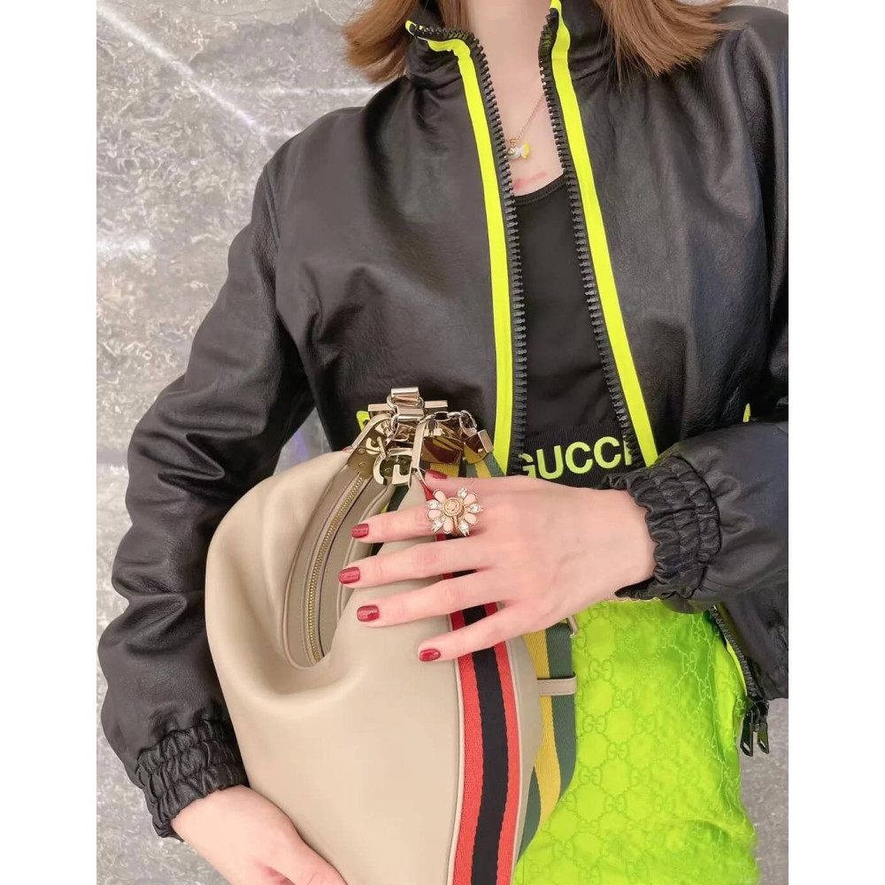 Gucci Oatmeal Leather Attache Medium Shoulder Bag