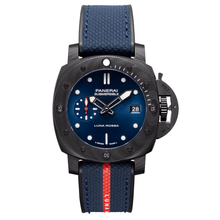 Panerai  Submersible Luna Rossa Carbotech™ 42mm PAM01563