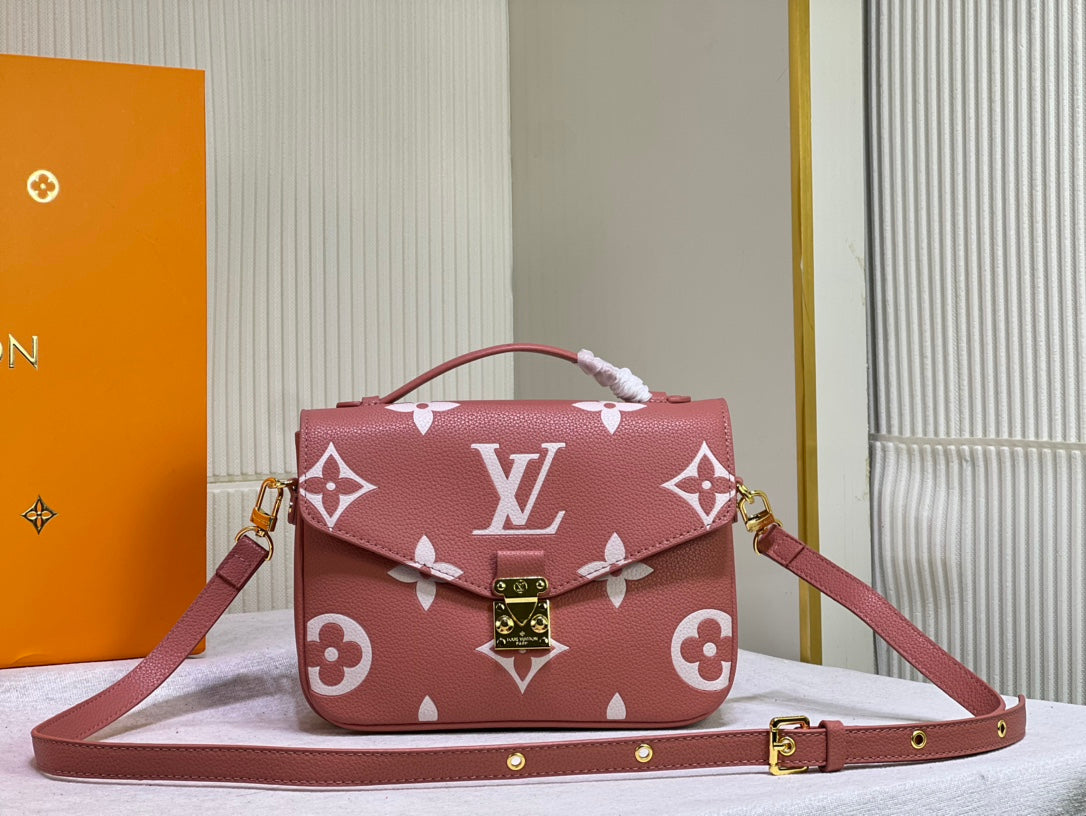 Louis Vuitton Pochette Metis Dark Pink 25Cm
