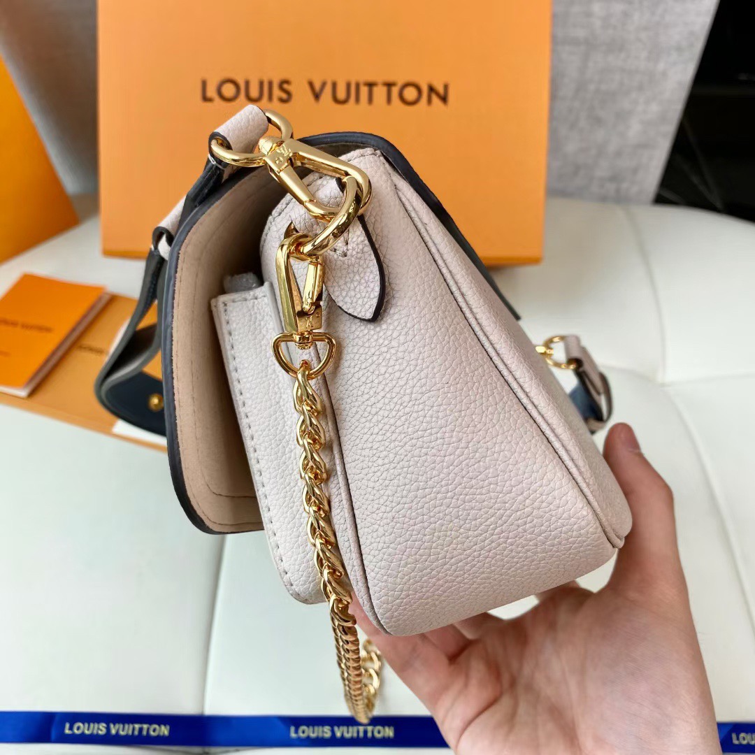 Louis Vuitton Lockme Tender 19Cm Greige M58554