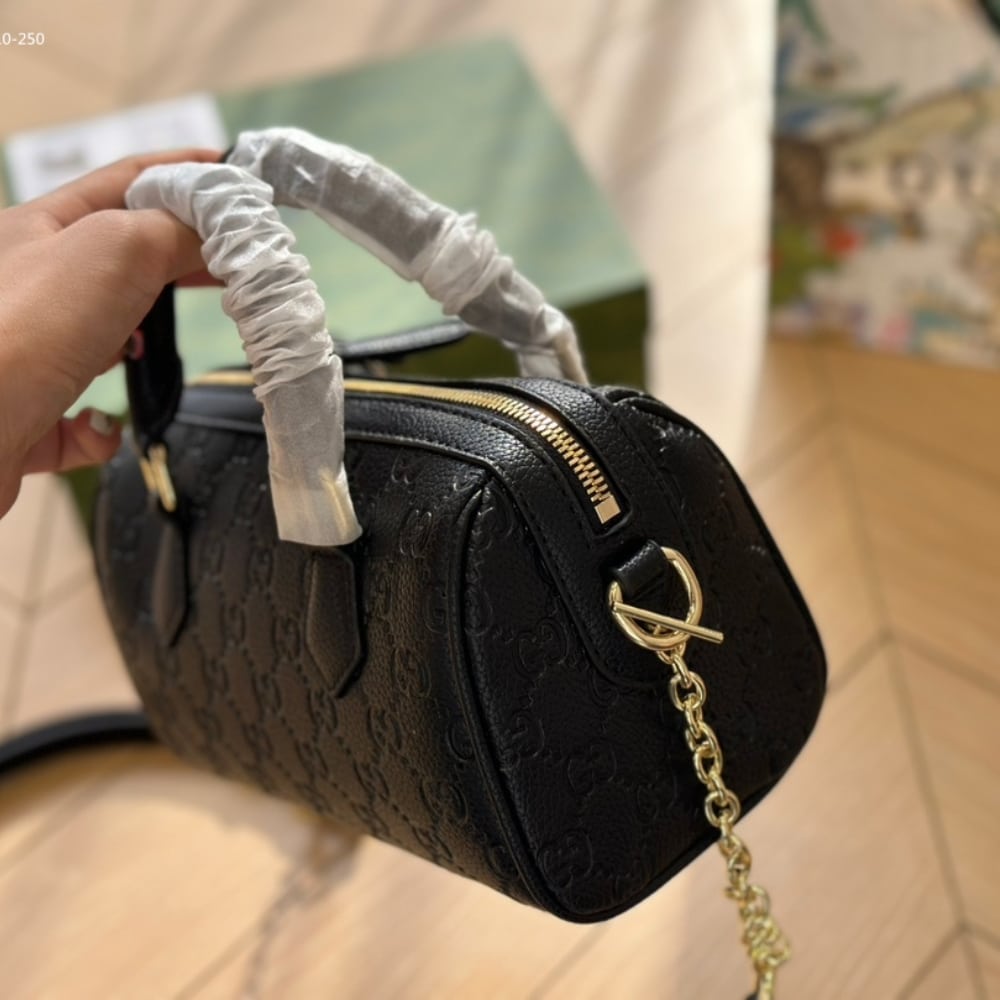 Gucci Gg Emblem Small Top Handle Bag Black 22Cm
