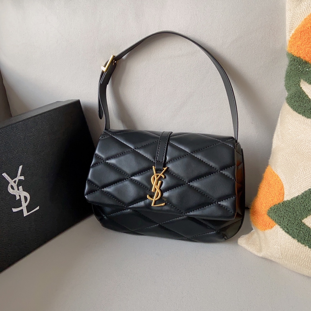 Saint Laurent Le 57 Hobo Bag In Quilted