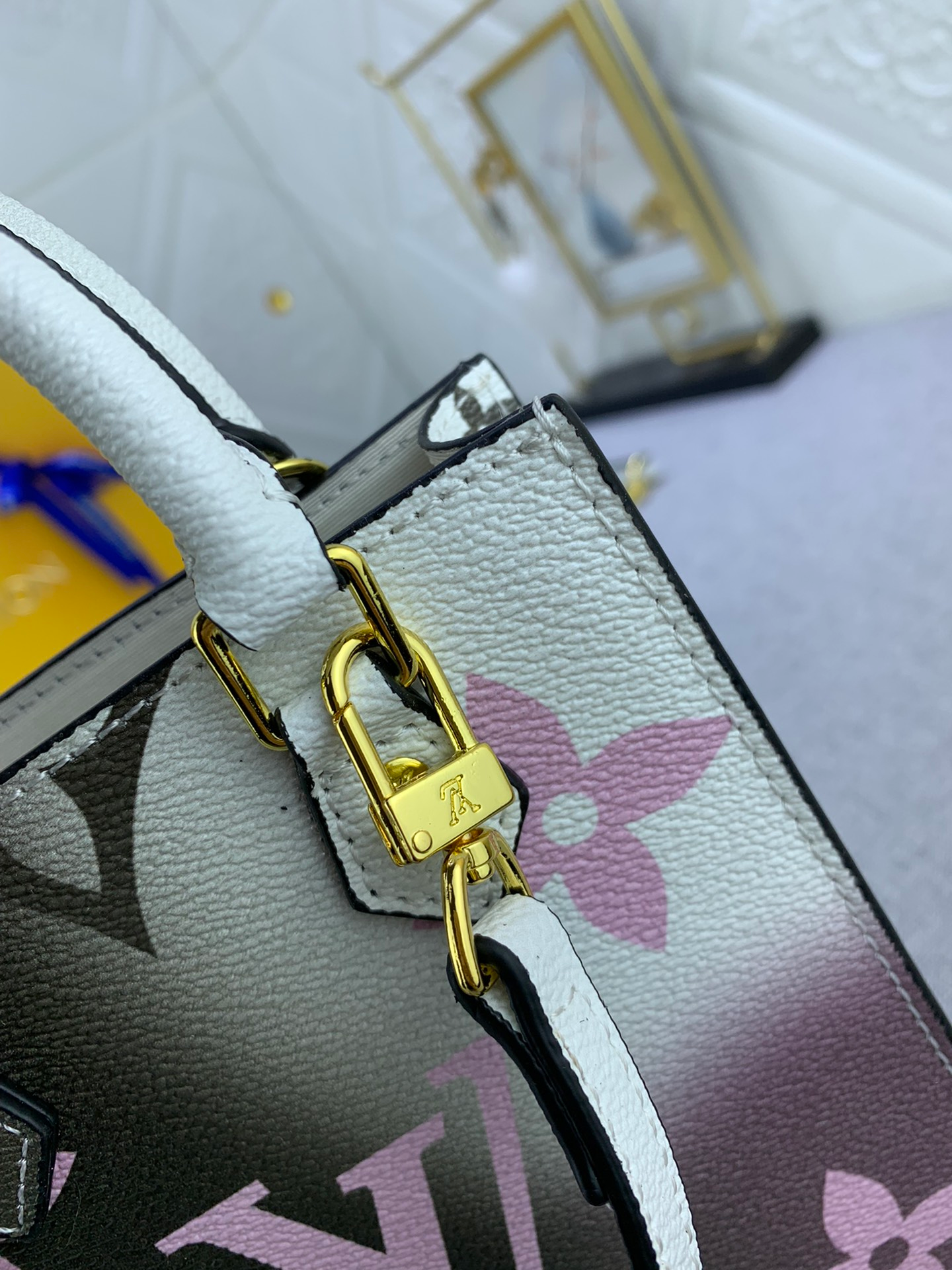 Louis Vuitton Petit Sac Plat Monogram Black And White 17Cm