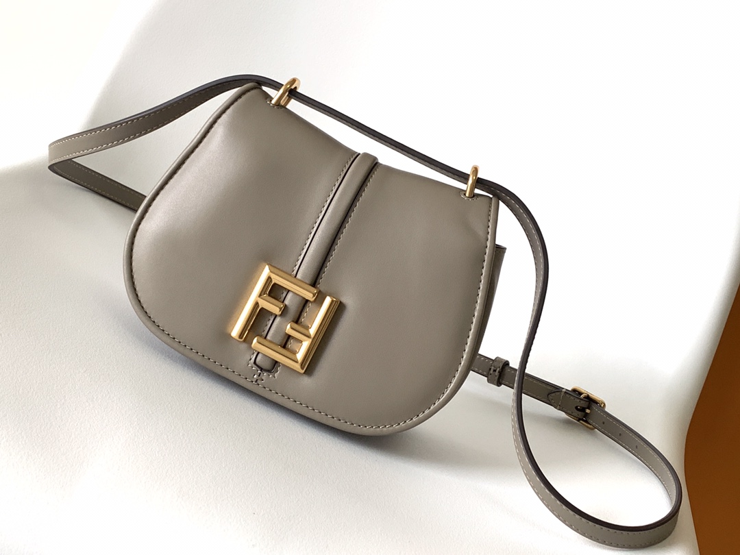 Fendi C’mon Medium Shoulder Bag 21cm/ 8.3in