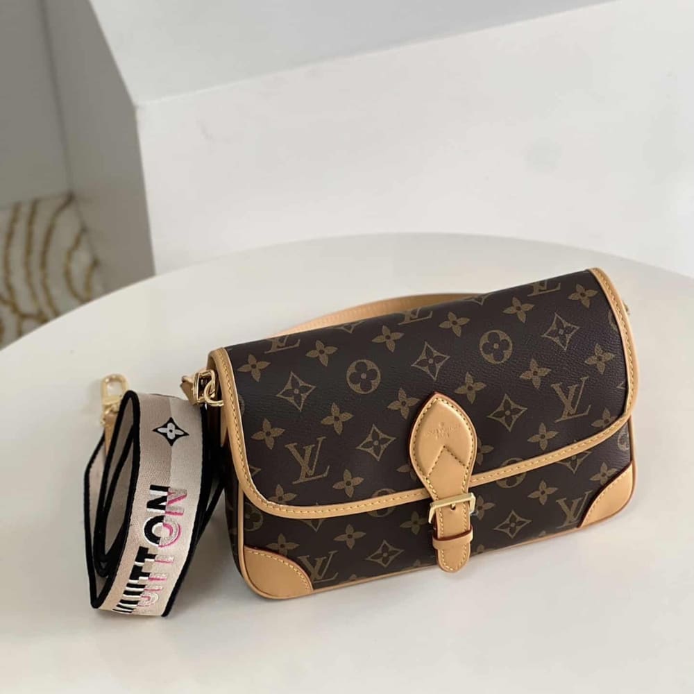 Louis Vuitton Diane Monogram Canvas Black 24Cm M45985