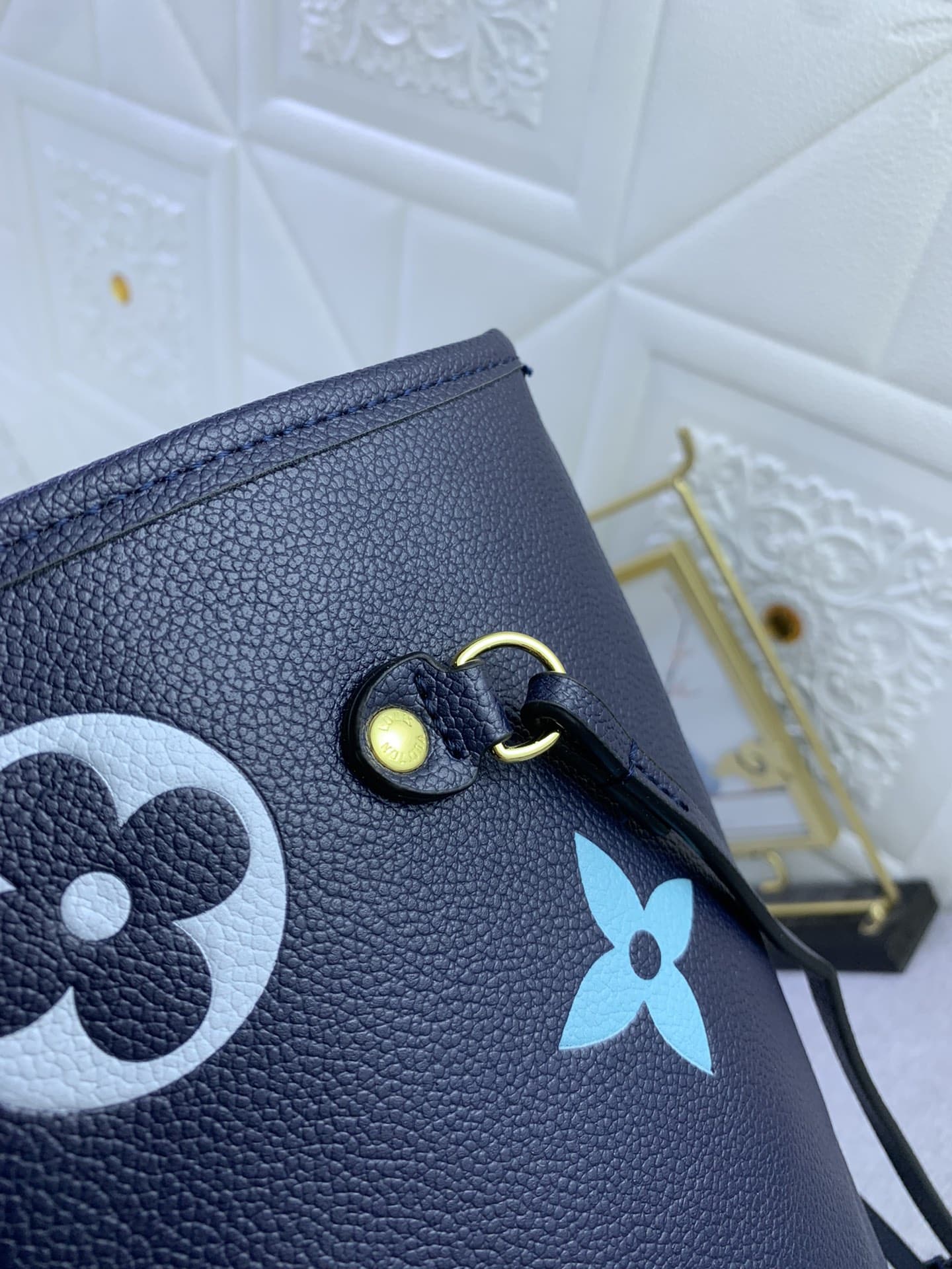 Louis Vuitton Neverfull MM Monogram Empreinte Blue 31Cm M46514