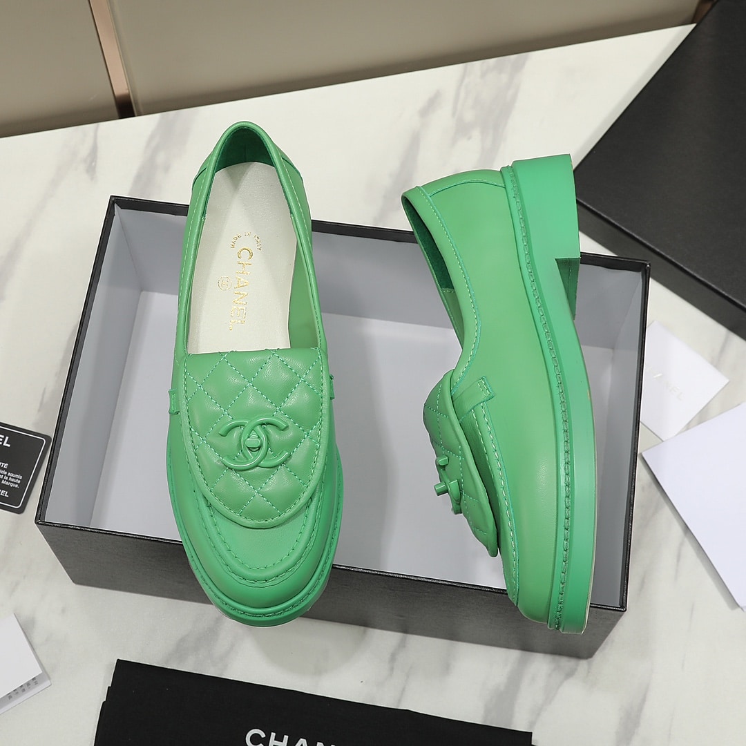 Chanel Cc Nib Turnlock Moccasins Flat Loafers Green