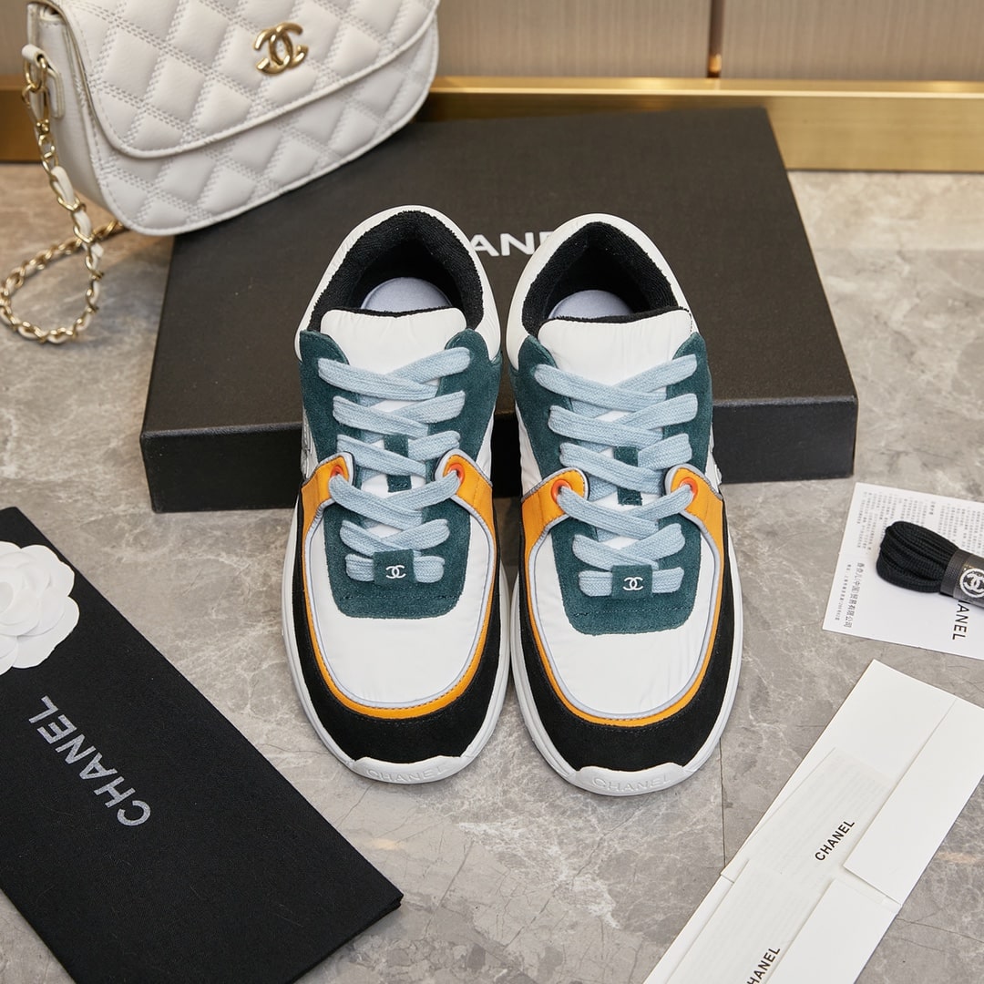 Chanel Wmns Sneaker White Navy G34360 Y53536 C0227