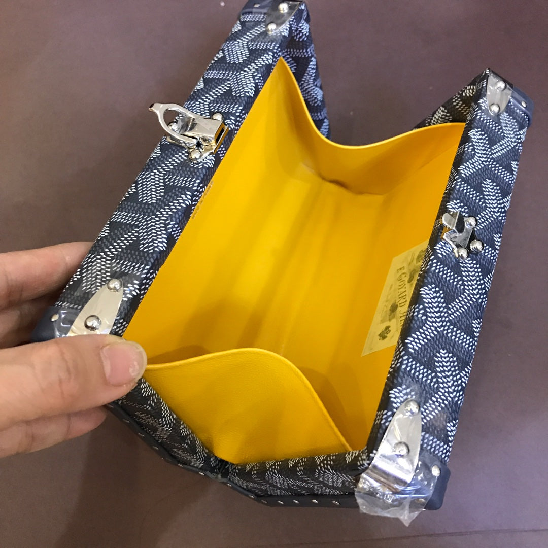 Goyard Minaudiere Trunk Bag 17Cm Grey Canvas