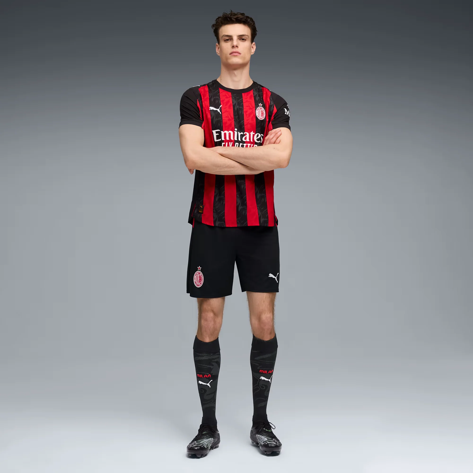 Puma Pulisic Men's AC Milan Authentic Home Jersey 25/26 w/ Seria A Patch (Red/Black)