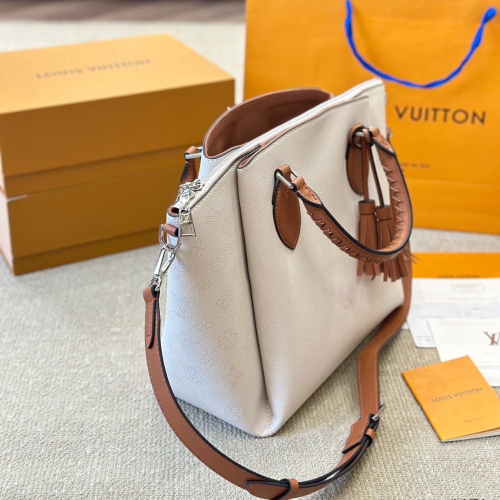 Louis Vuitton Mahina Leather Haumea Bag White 30Cm