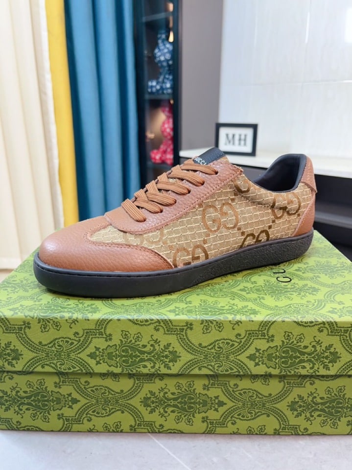 Gucci Gg Canvas And Leather Low Top Sneakers Brown