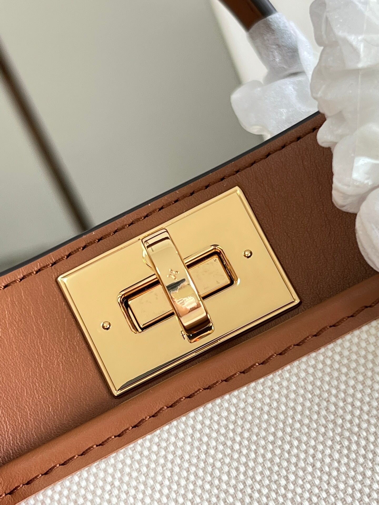 Louis Vuitton On My Side Pm 25Cm Brown