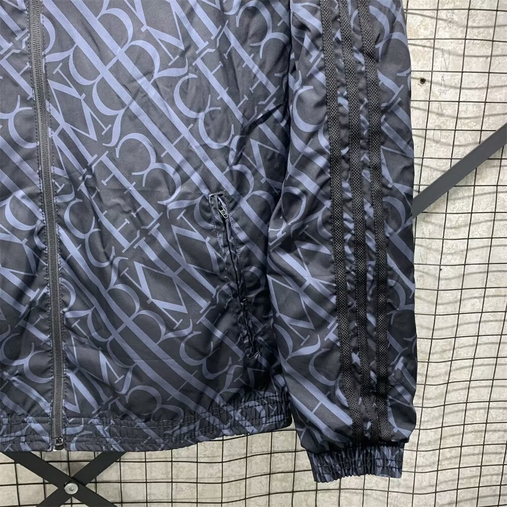 2024/2025 Real Madrid Reversible Windbreaker Red-Black Soccer Jersey 1:1 Thai Quality