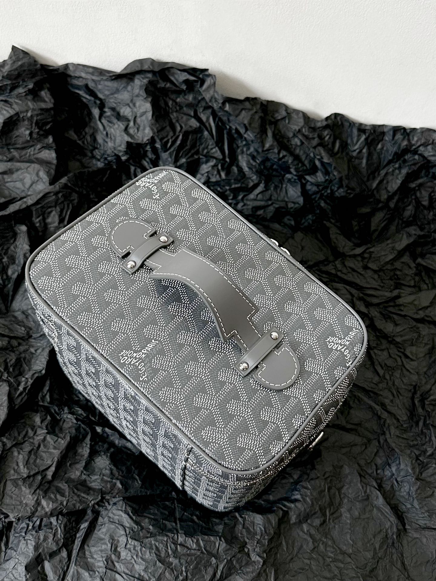 Goyard Goya Makeup Box Bag 20Cm Grey Canvas
