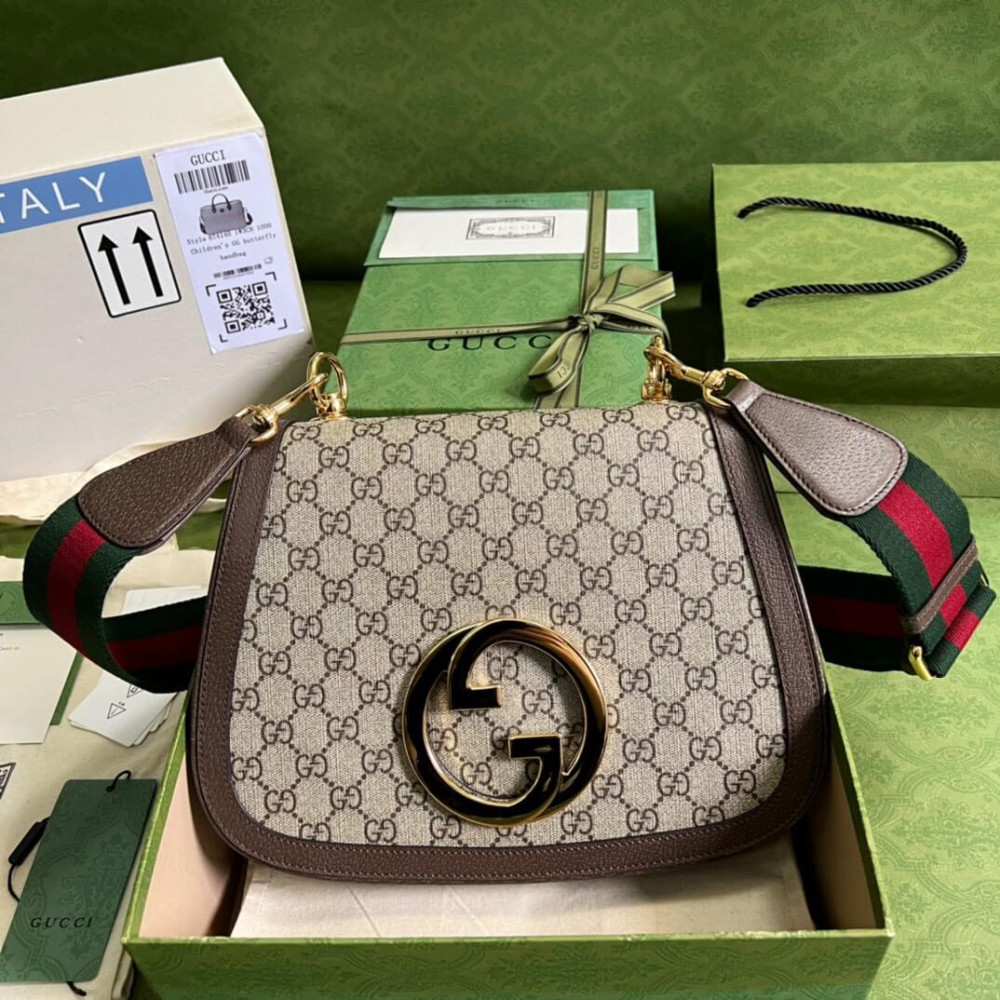 Gucci GG Supreme Blondie Medium Shoulder Bag
