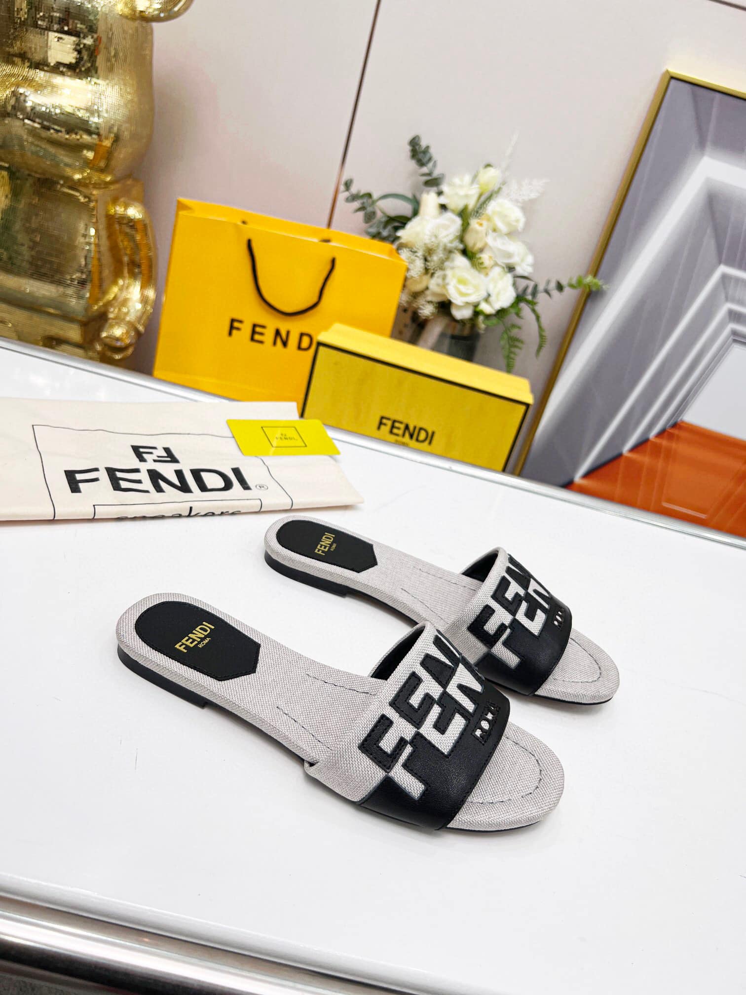 Fendi Signature Canvas Leather Slides Black 8R8337Ajzuf0Wzm