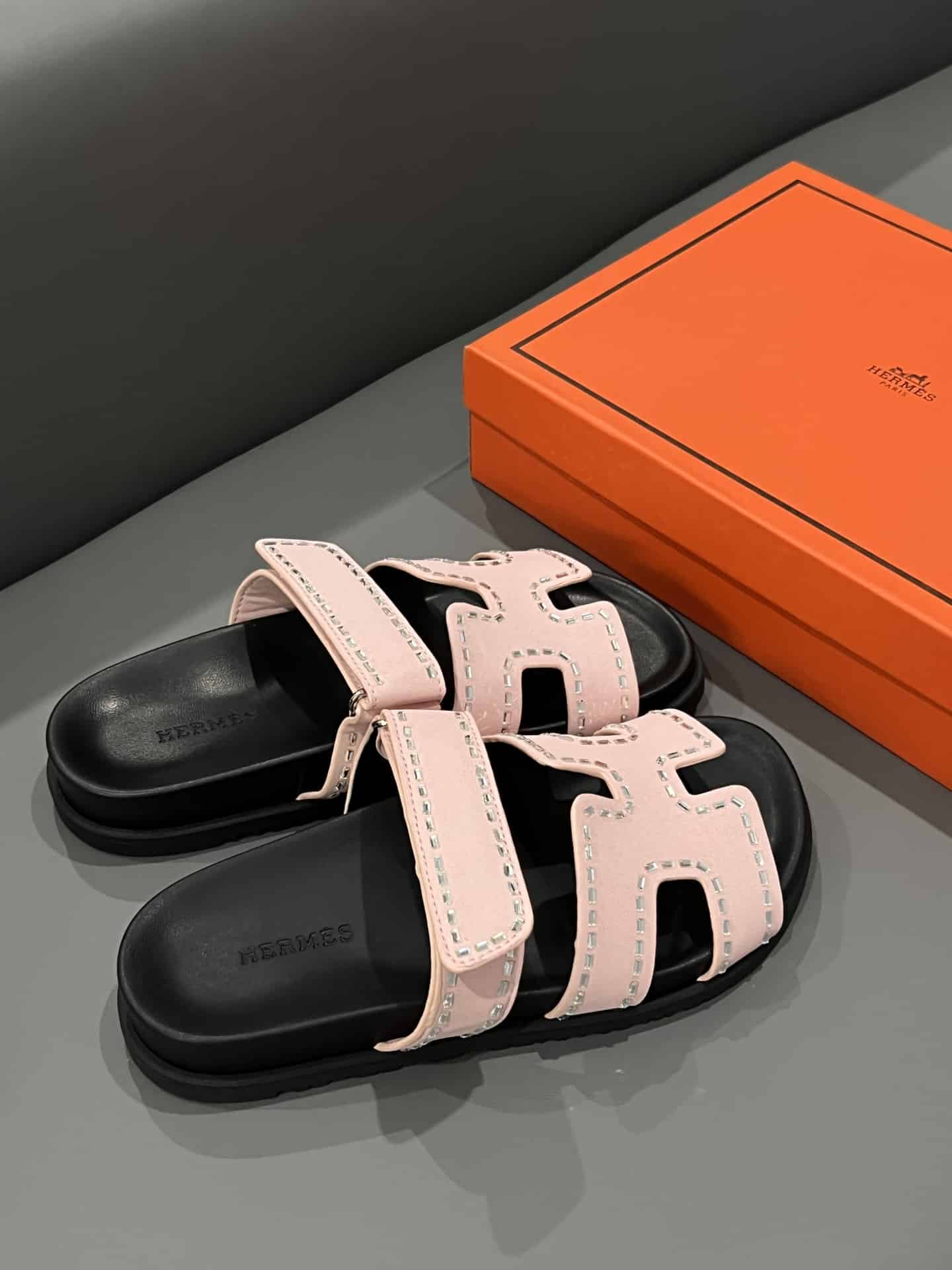 Hermes Chypre Sandal Suede Crystal Pink