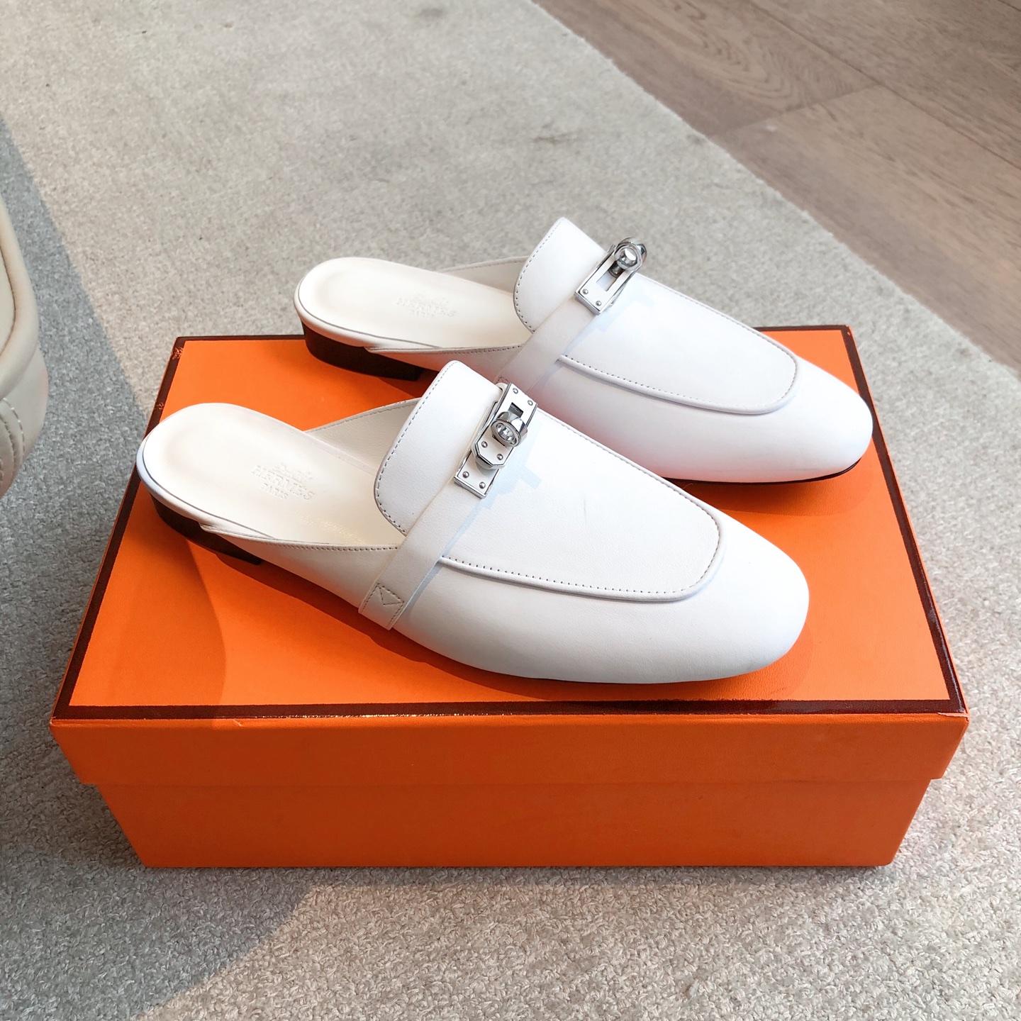 Hermes Oz Mule White