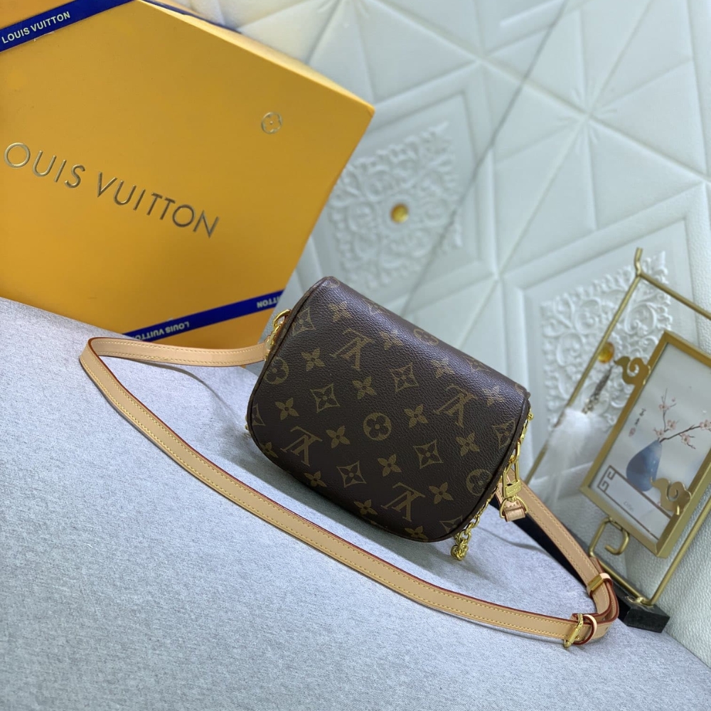 Louis Vuitton Mini Bumbag Bag Monogram Canvas 17Cm M82335
