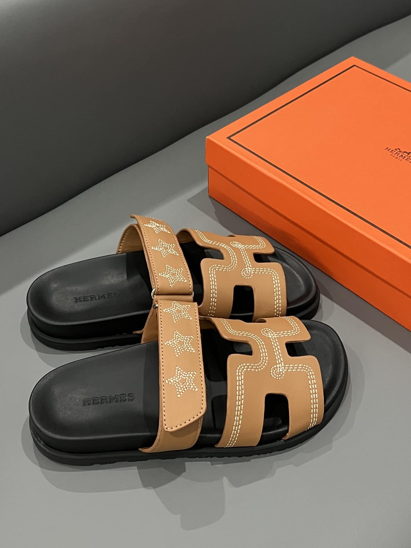 Hermes Chypre Sandal Star Stitched Naturel H232142Z A3350