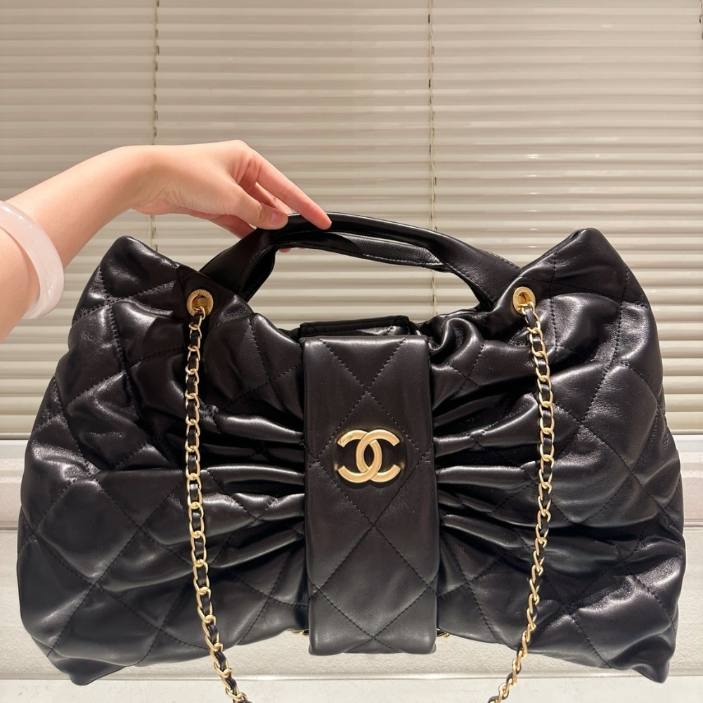 Chanel Maxi Bow Bag Shiny And Gold Tone Metal Black 51Cm