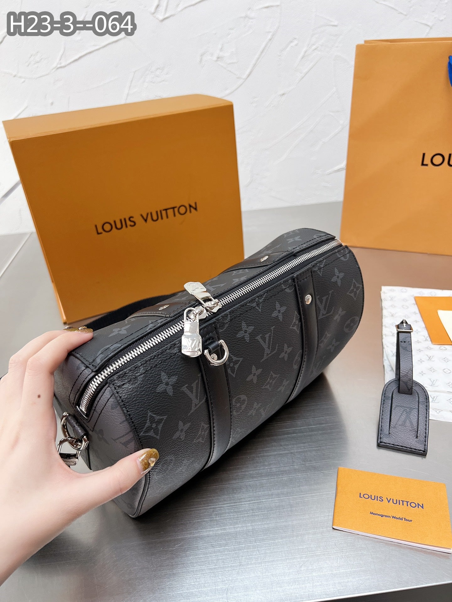 Louis Vuitton Keepall Bandouliere 28Cm Monogram Eclipse City Black