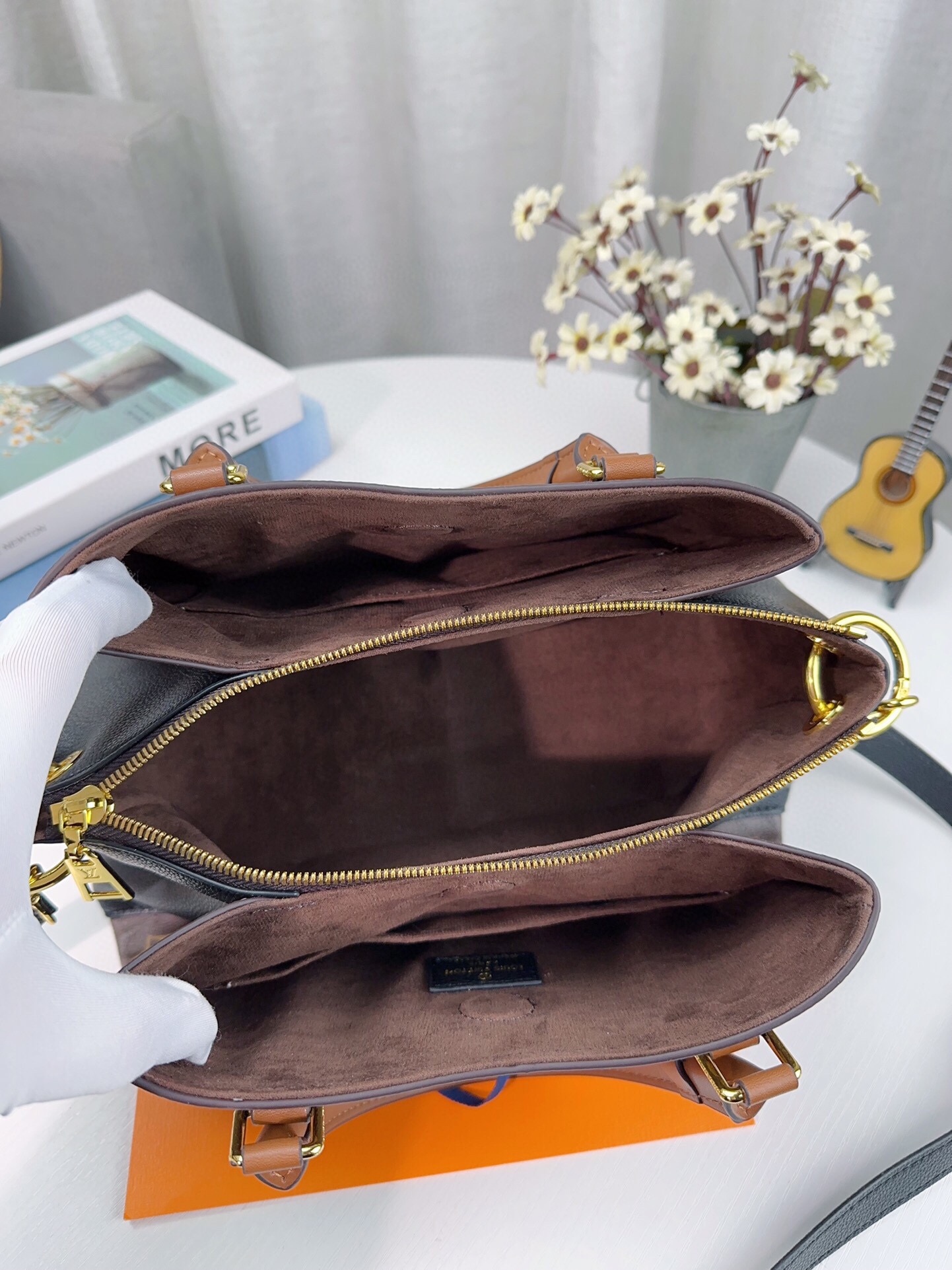Louis Vuitton Vend Me Mm Tote Bag Brown 30Cm M46508