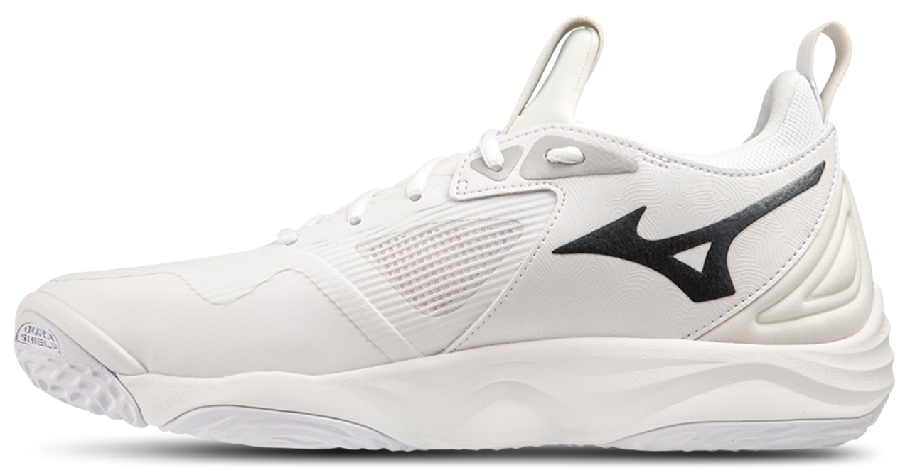 Mizuno Wave Momentum 3