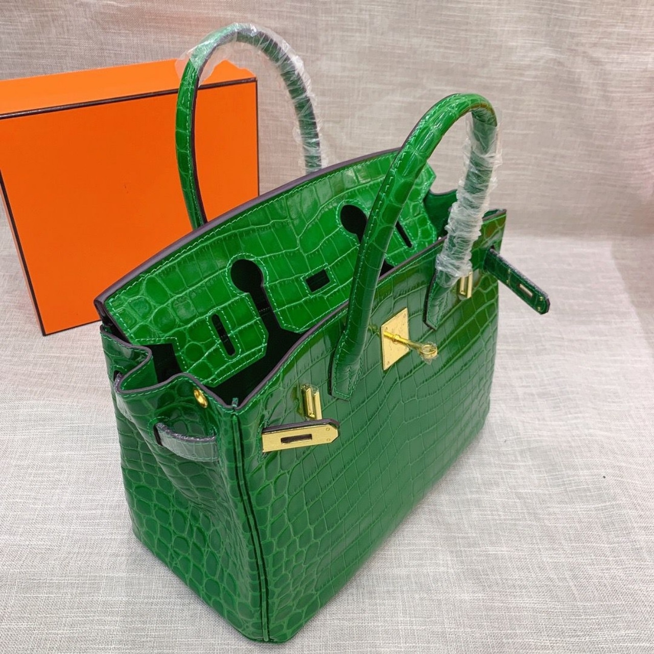 Hermes Birkin 30 Crocodile Gold-Toned Hardware Dark Green