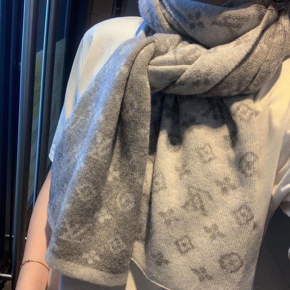 Louis Vuitton Cachecol Monogram Denim Scarf Light Grey
