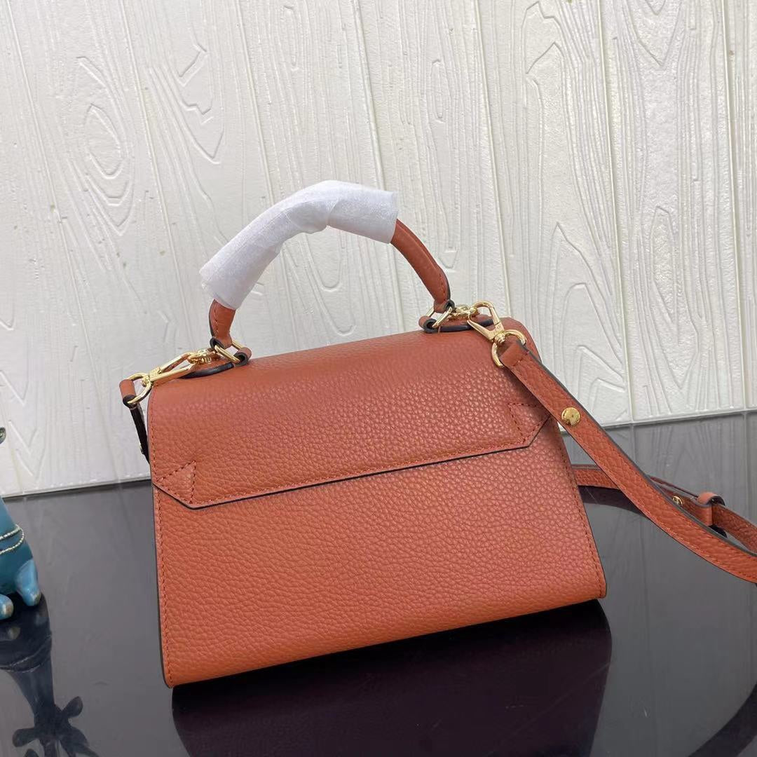 Louis Vuitton Twist One Handle Pm 25Cm Brown