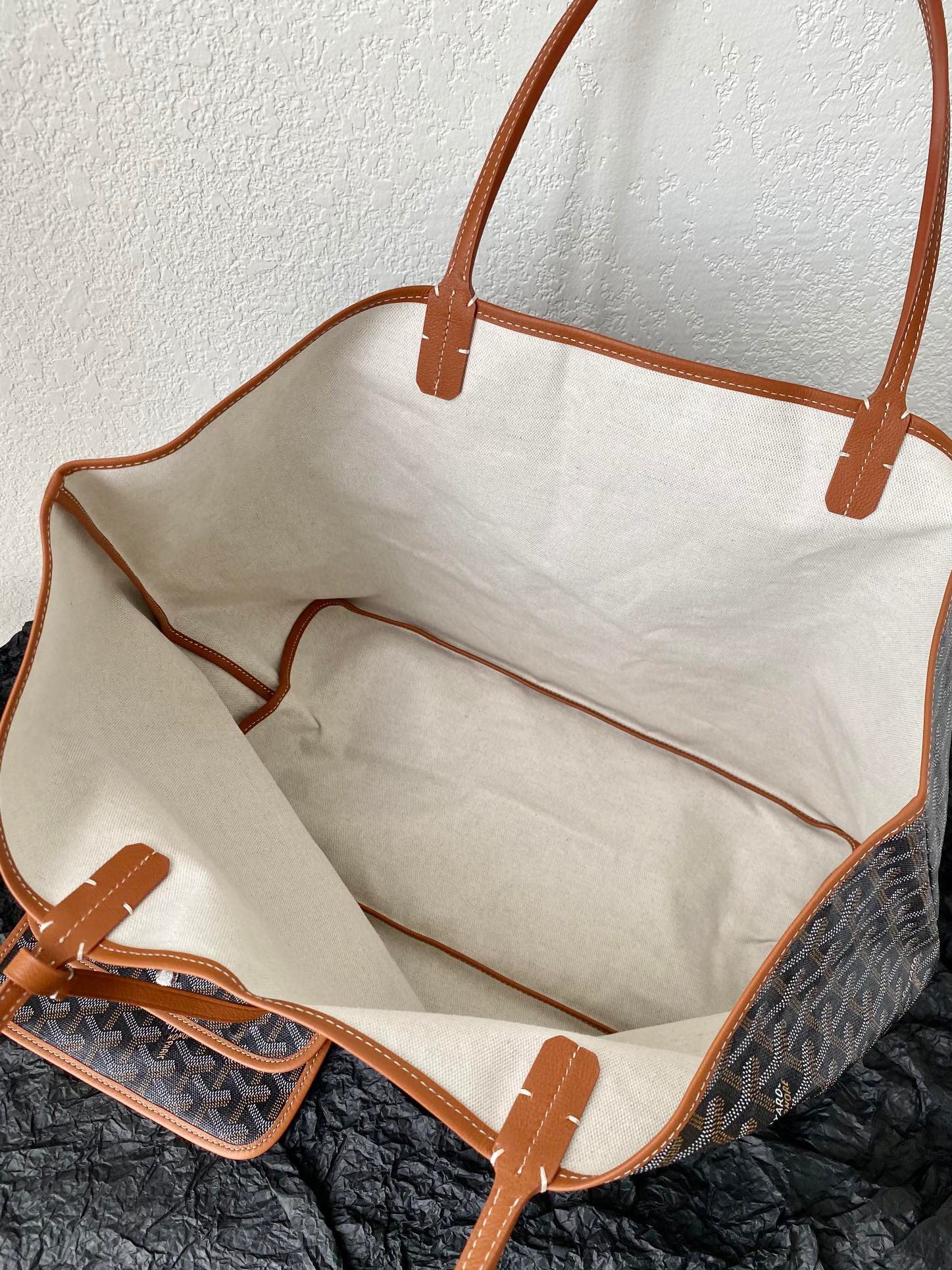 Goyard Saint Louis Gm 40Cm Black And Tan Canvas