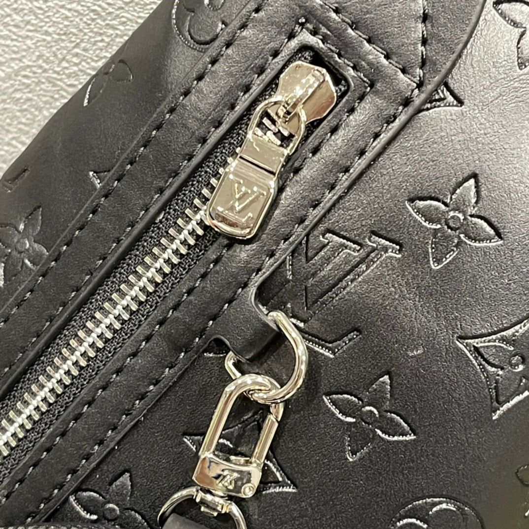 Louis Vuitton Duo Sling Bag Full Black 42Cm M30936