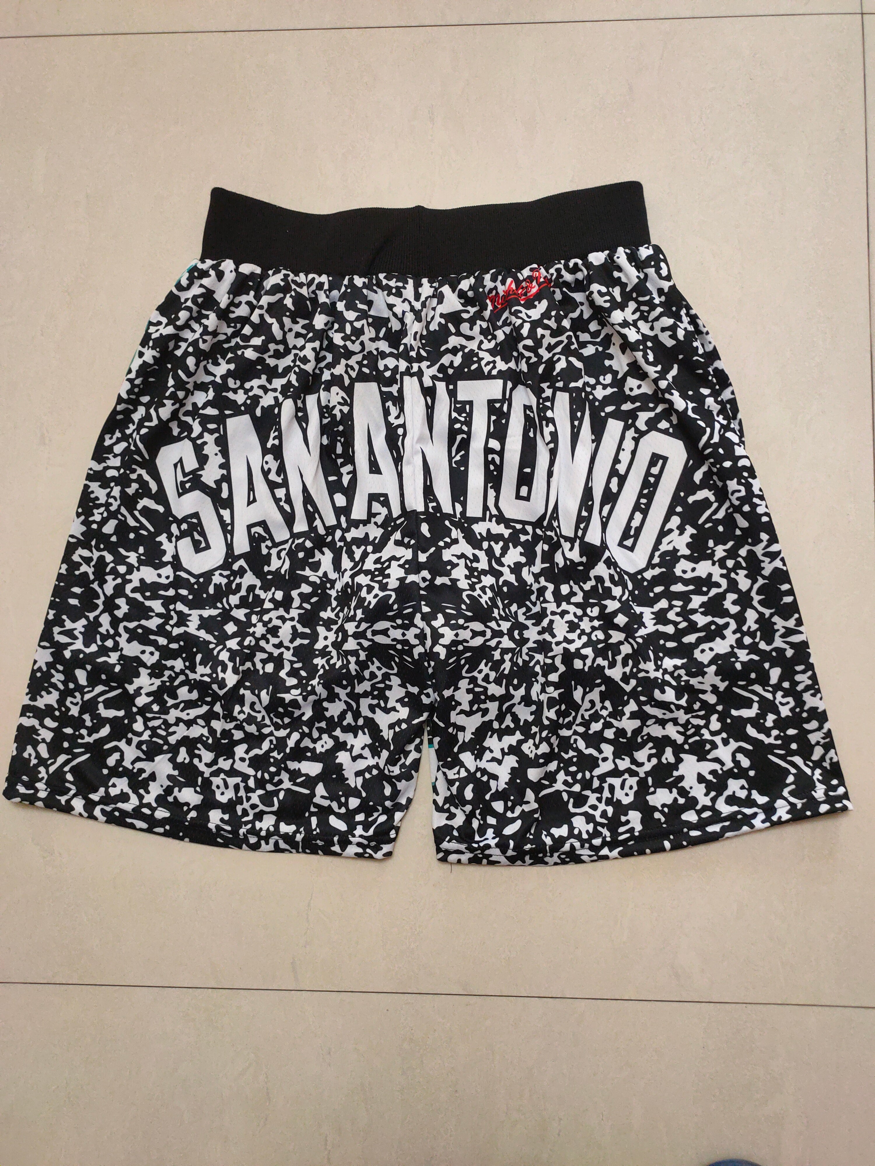 San Antonio Spurs MitchellNessMN team logo basketball sports shorts