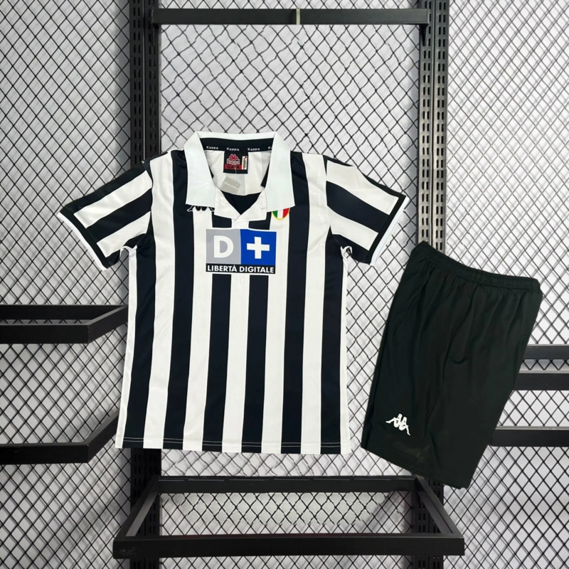 Retro kids 1998-99 kids Juventus home football jersey
