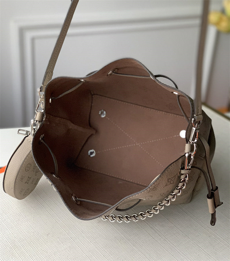 Louis Vuitton Bella 22Cm Grey