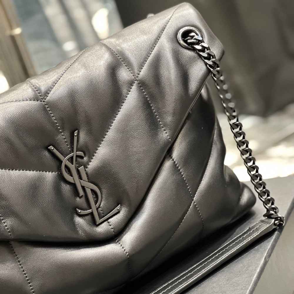 Saint Laurent Puffer Medium In Matte Leather Black 35cm 5774751EL081000