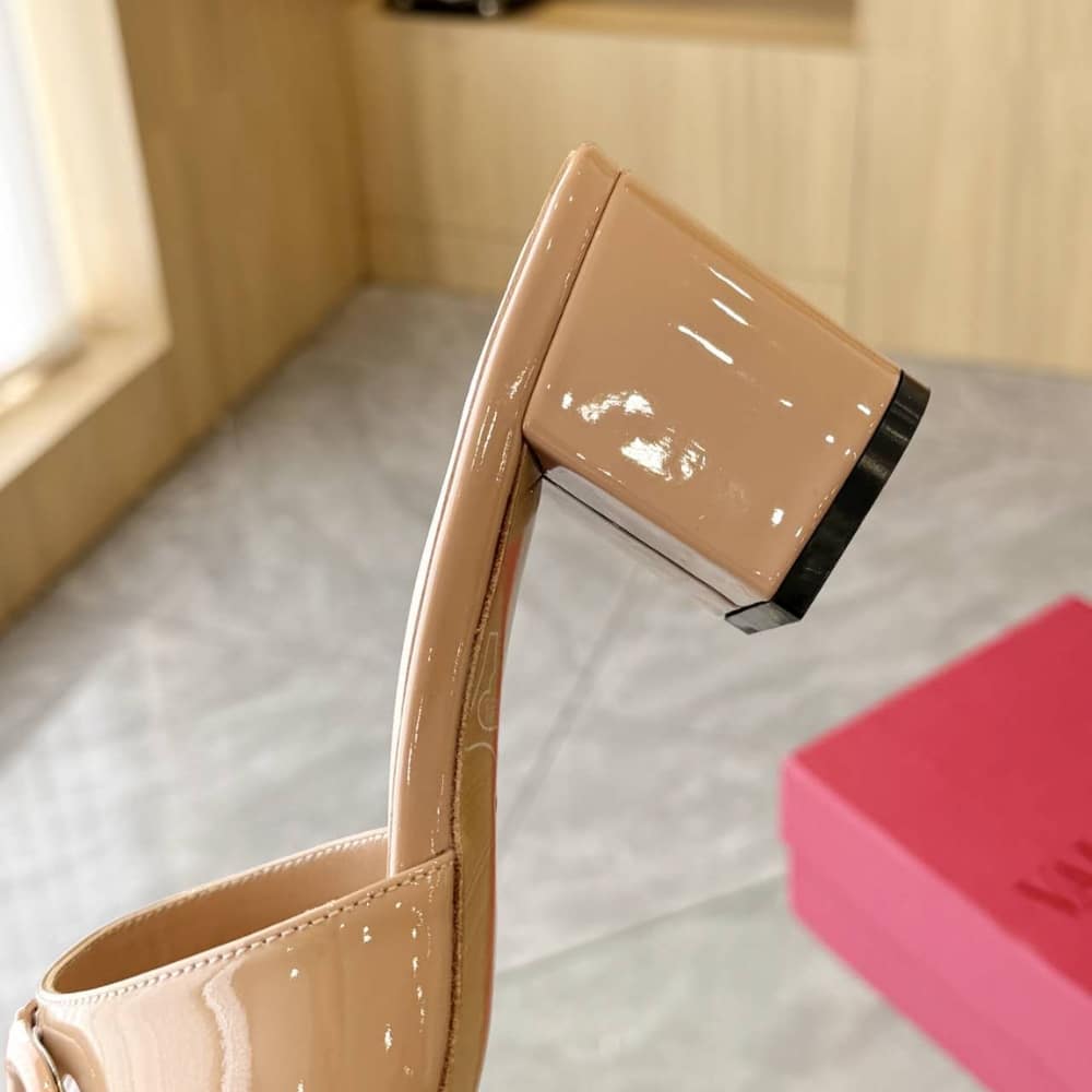 Valentino VLogo Signature Slide Sandal Beige