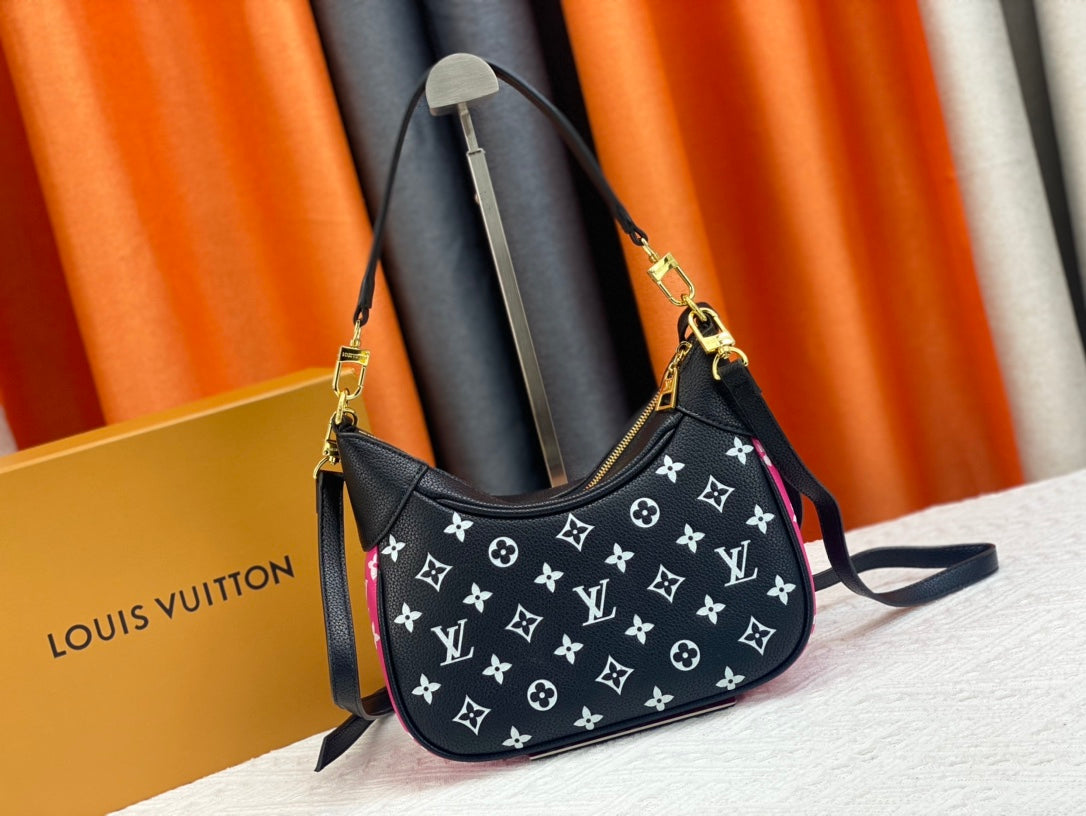 Louis Vuitton Bagatelle 22Cm White