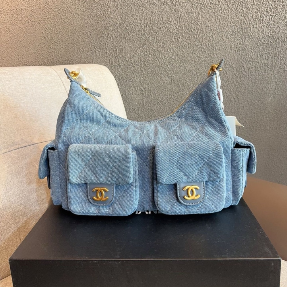 Chanel Large Hobo Bag Washed Denim And Gold Tone Metal Blue 31Cm AS5339 B19251 NG353